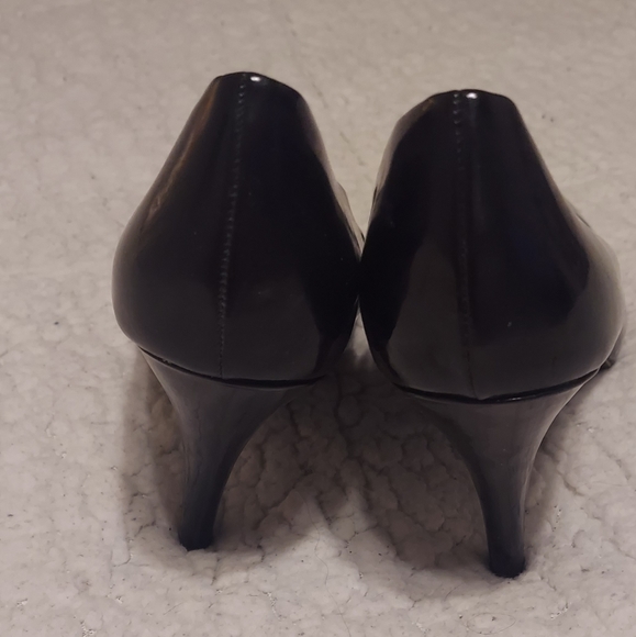 Shoes - Picture 2 of 3